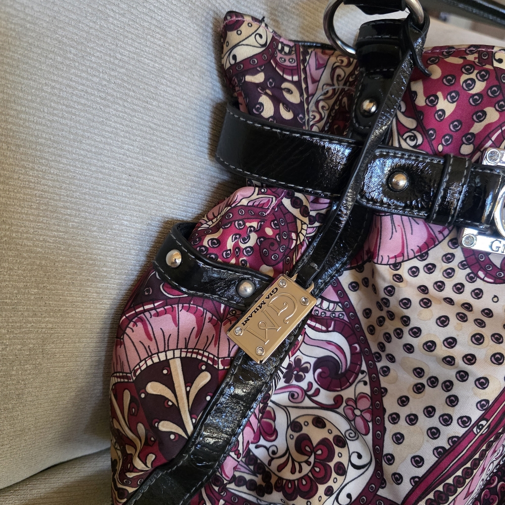 Roxy Black and Purple Patterned Shoulder Bag